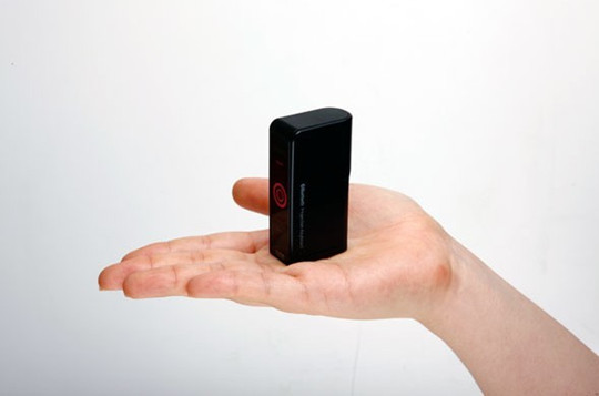 Epic Projection Keyboard and Mouse by Celluon3_copy