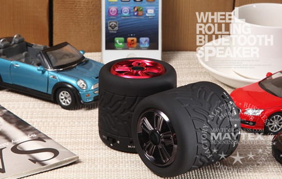 Wheel Rolling Bluetooth Speaker